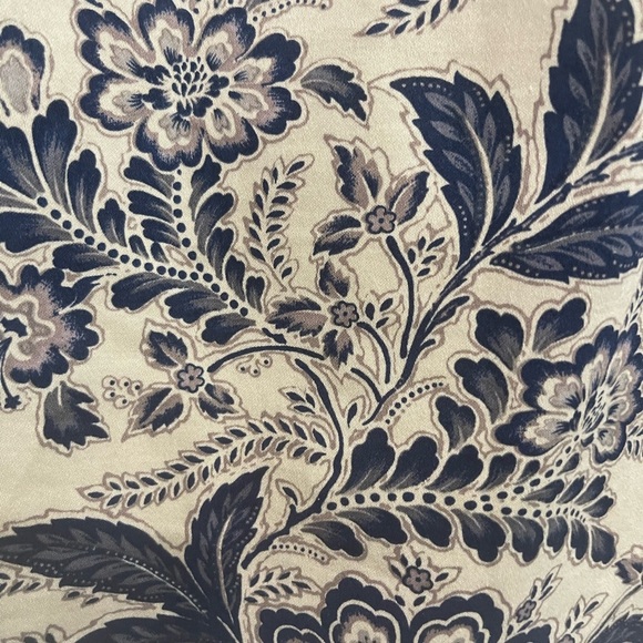 Floral Navy and Cream Citrine Dress - Picture 4 of 5